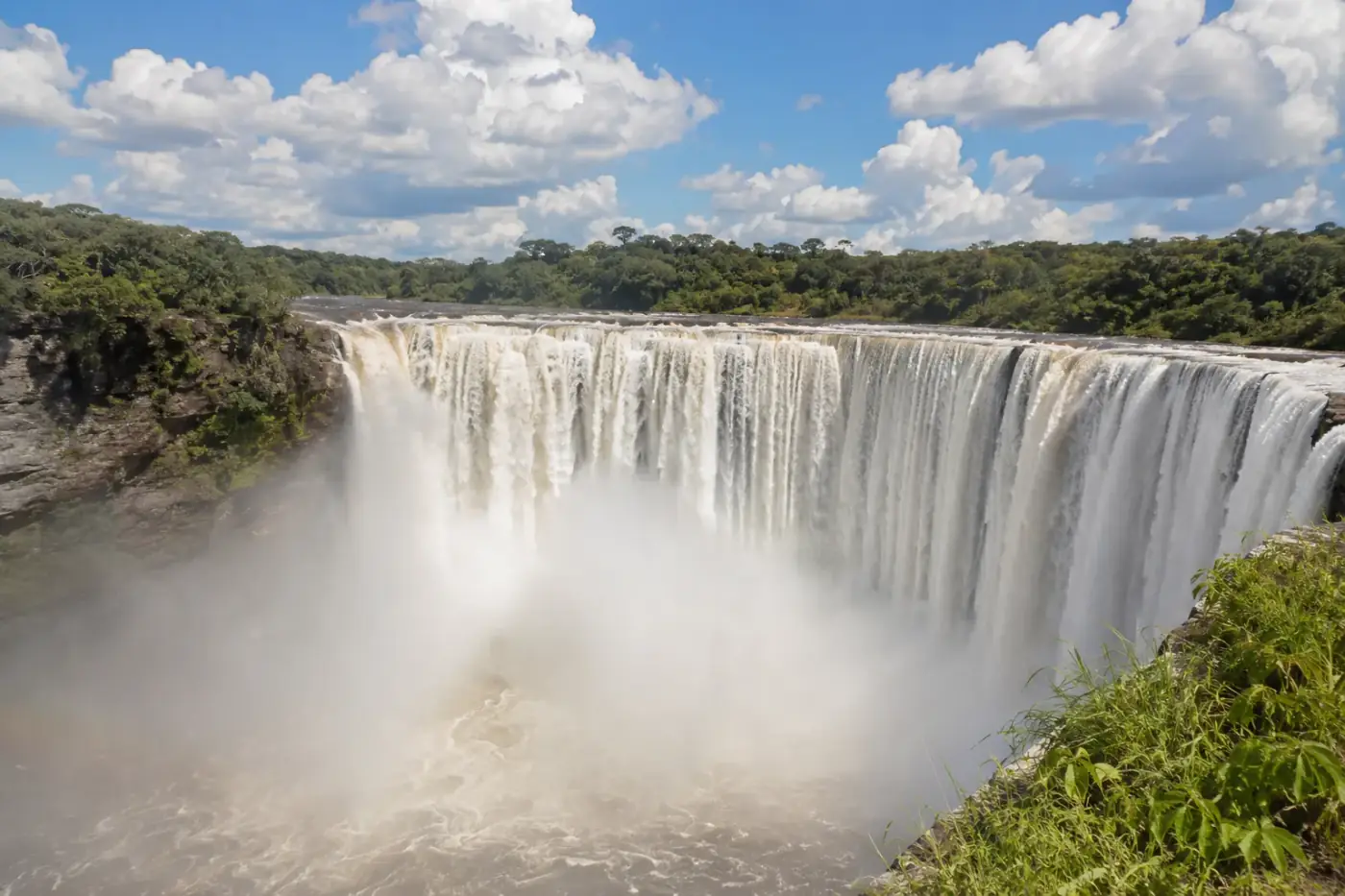 De Kalandula-watervallen in Malanje, Angola